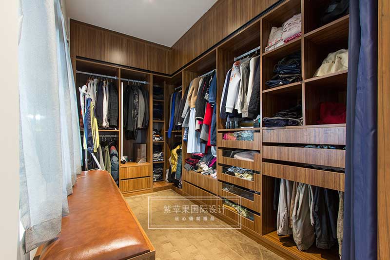 衣帽間裝修實景圖
