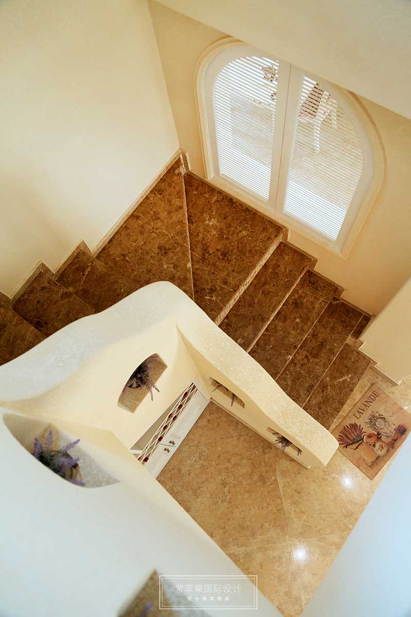 樓梯裝修實(shí)景圖